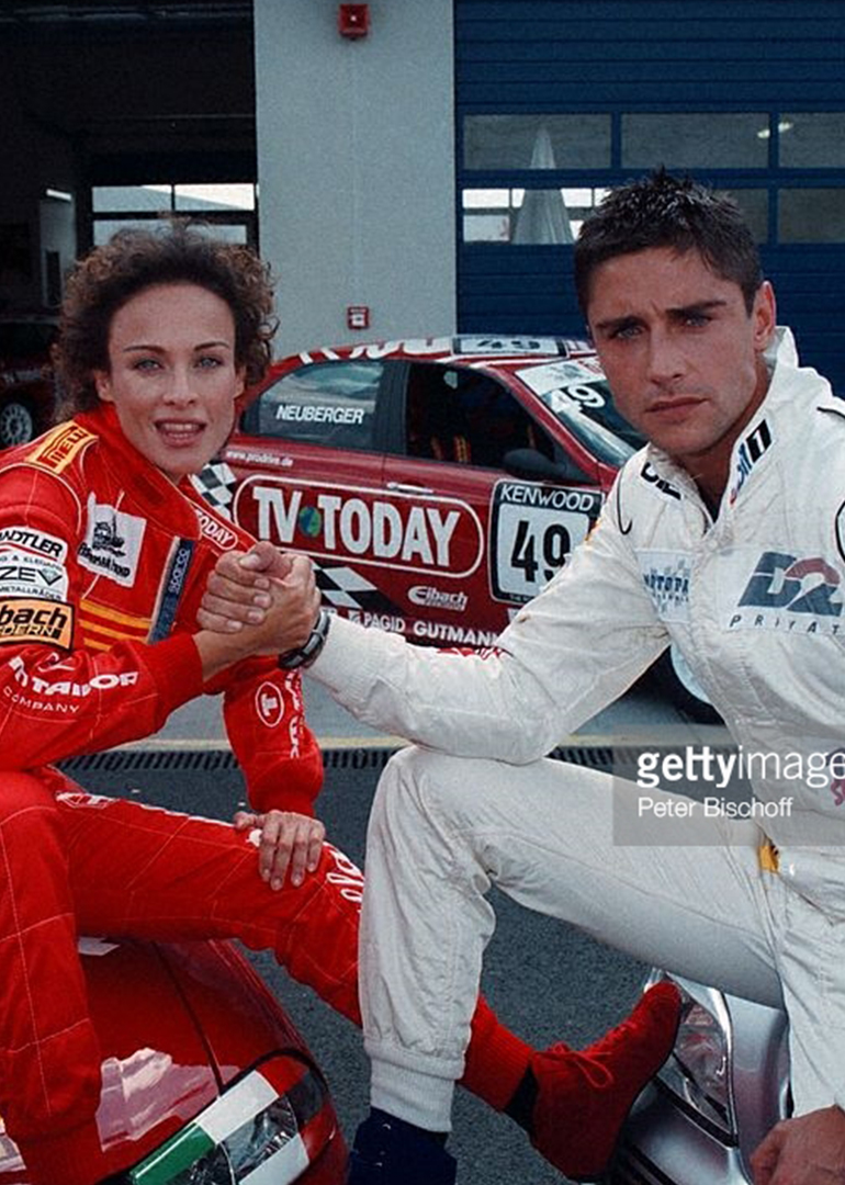 赛车英魂封面图